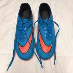 Women’s Nike Hypervenoms (size 6.5)